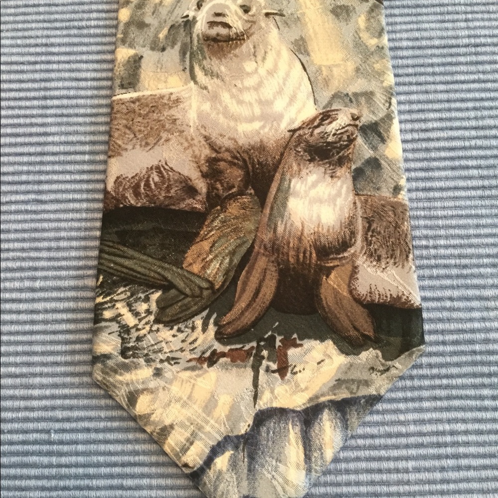 SEALS 100% SILK Blue gray brown cream 58”Necktie Endangered Species - Picture 6 of 7